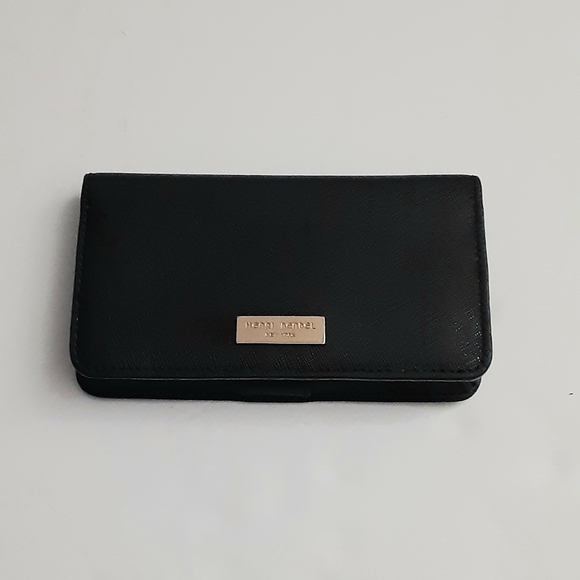 henri bendel Handbags - Henri Bendel black saffiano leather small wallet
